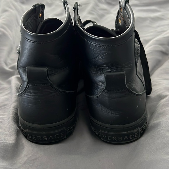 HIGHTOP VERSACE sneakers - Picture 3 of 5